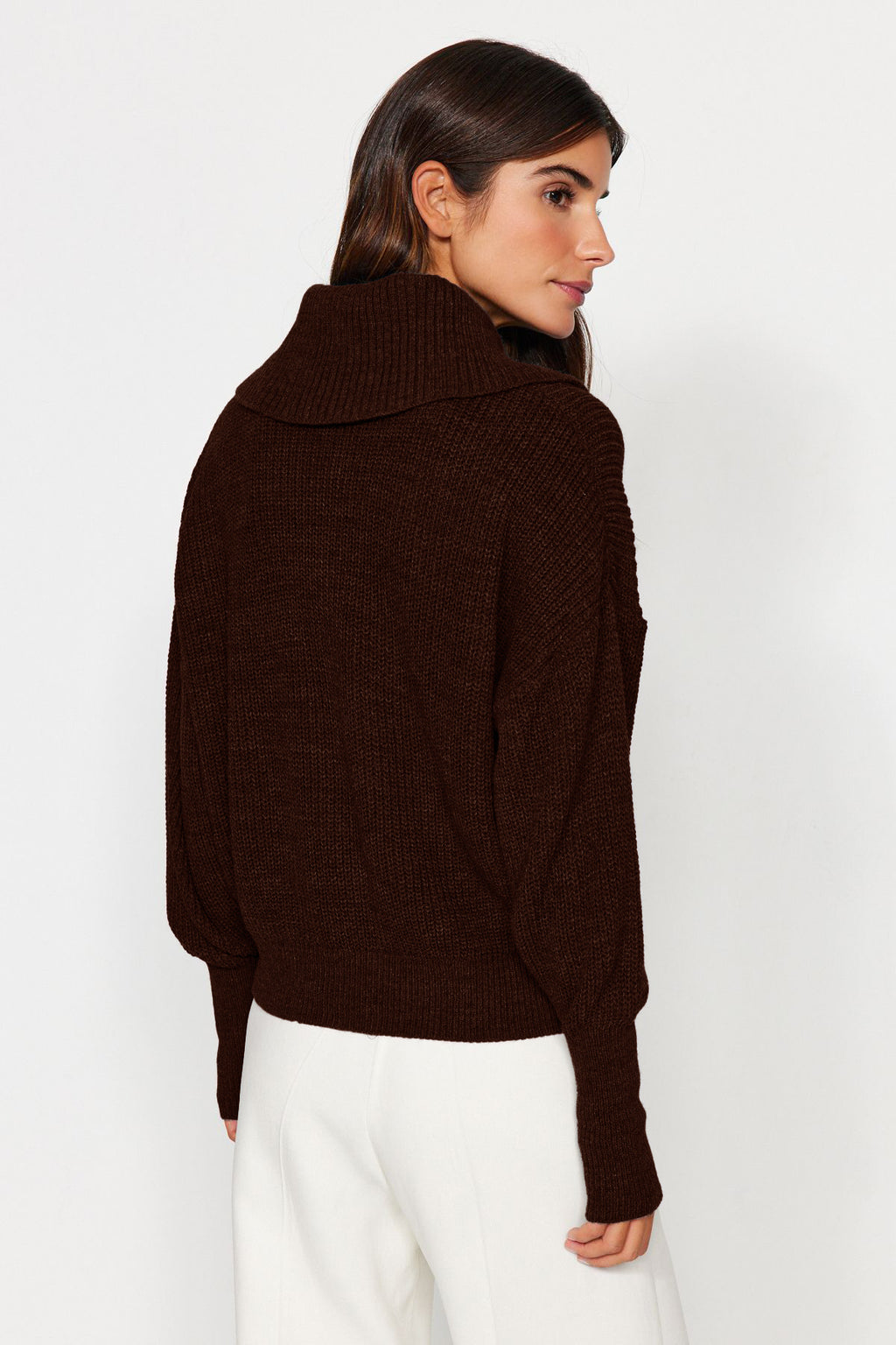 Koyu Kahverengi Geniş Kalıp Devrik Yaka Fermuarlı Triko Hırka TWOAW24HI00072