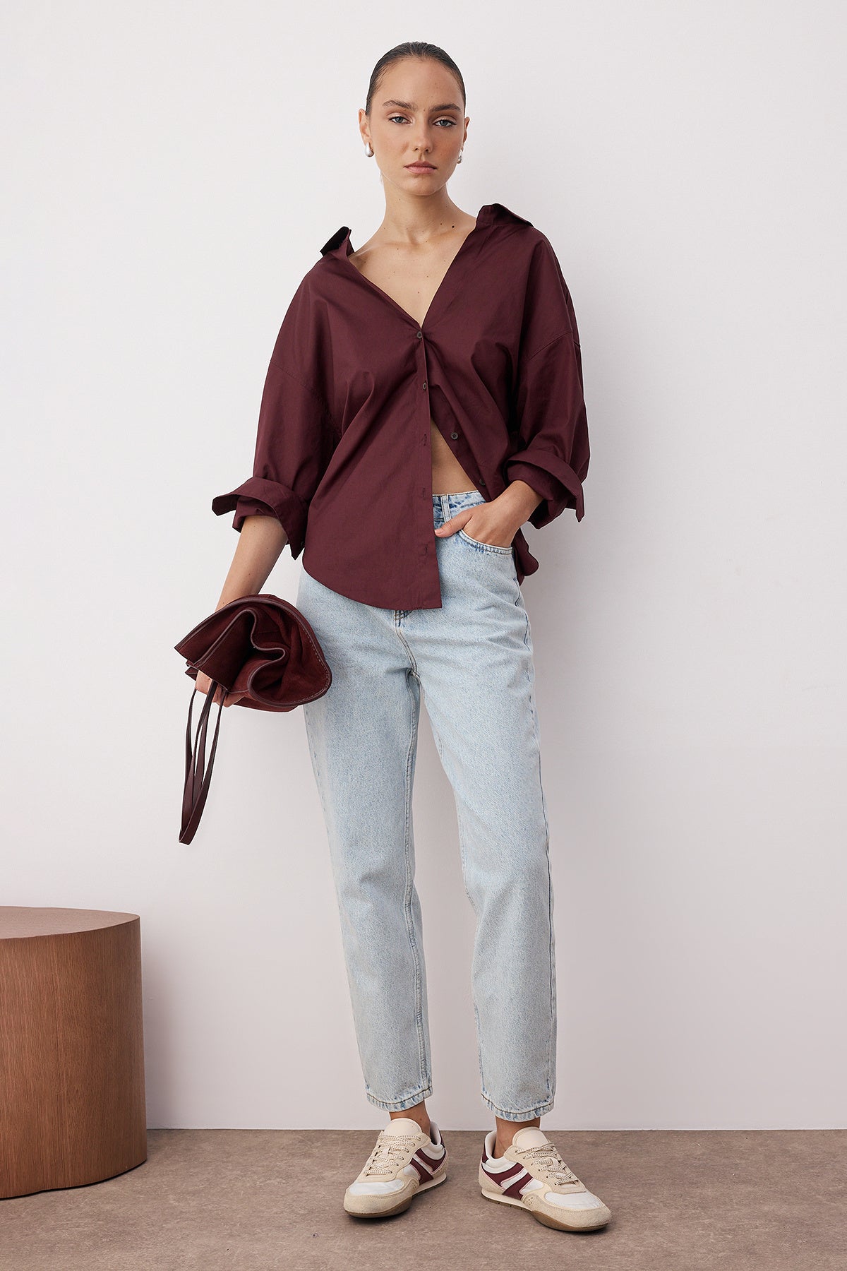 Açık Mavi Yüksek Bel Mom %100 Pamuk Non-Stretch Jeans TWOSS23JE00085 Main image