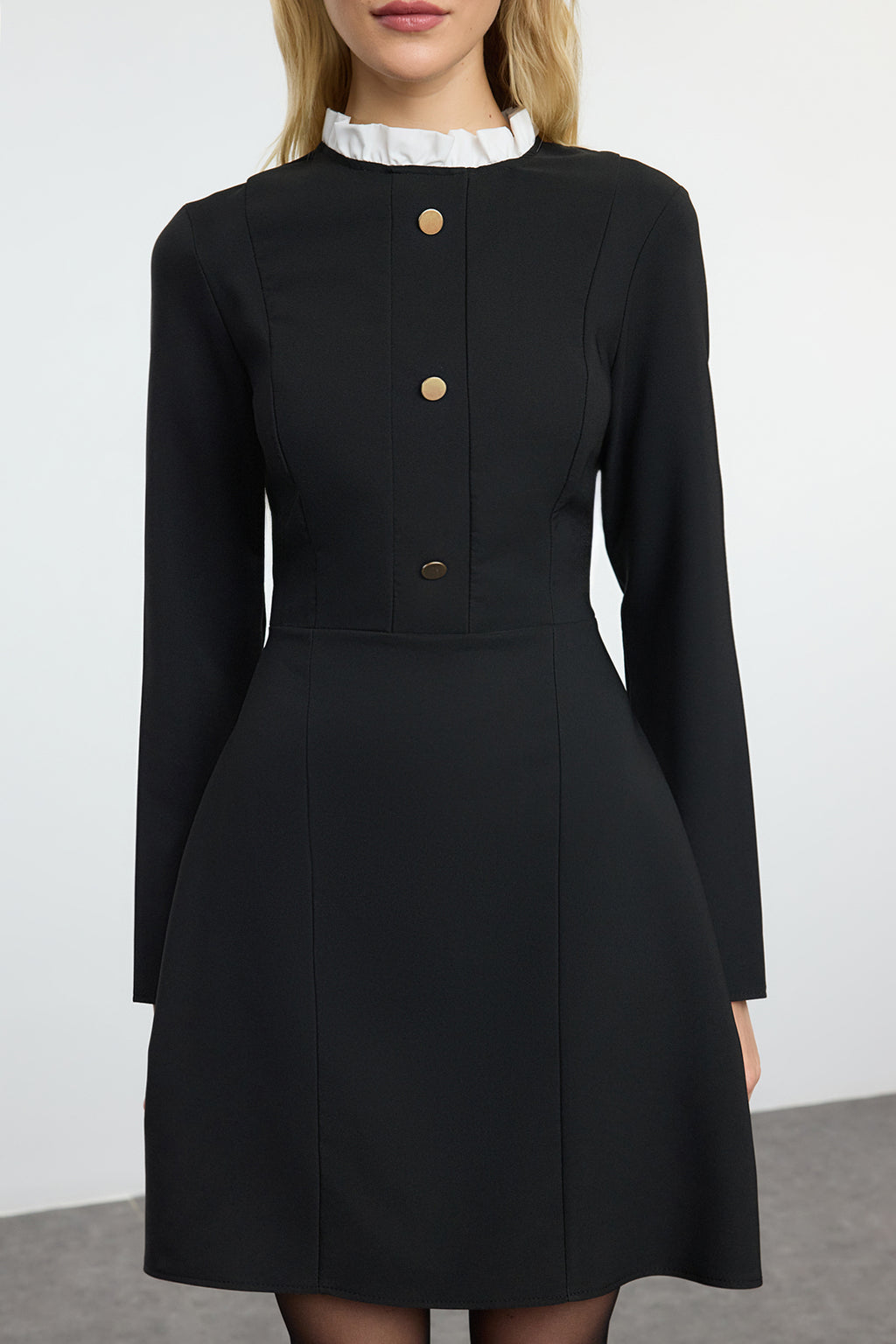 Siyah A Kesim Düğme Detaylı Mini Dokuma Elbise TWOAW25EL00132