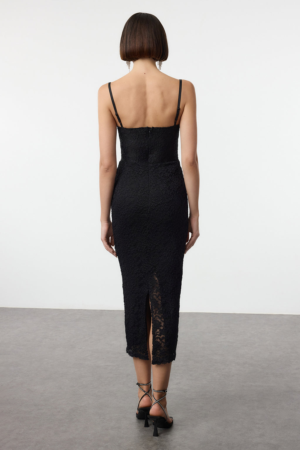 Siyah Astarlı Dantel Örme Midi Abiye Gece Mezuniyet Yılbaşı Elbisesi TPRAW25EL00120