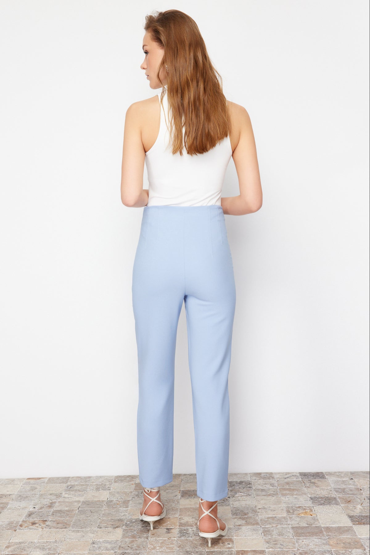 Açık Mavi Cigarette Kalıp Pensli Yüksek Bel Bilek Boy Dokuma Kumaş Pantolon TWOSS20PL0515