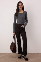 Antrasit Çıtçıtlı Fitted/Vücuda Oturan Fitilli Esnek Örme Bluz TWOAW25BZ00080