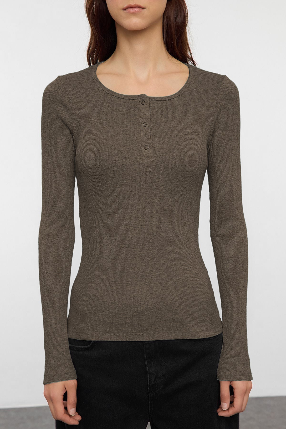 Vizon Çıtçıtlı Fitted/Vücuda Oturan Fitilli Esnek Örme Bluz TWOAW25BZ00080