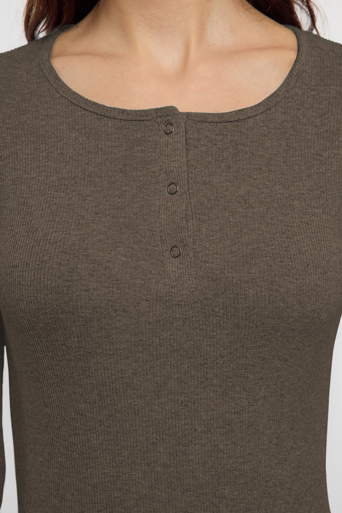 Vizon Çıtçıtlı Fitted/Vücuda Oturan Fitilli Esnek Örme Bluz TWOAW25BZ00080