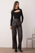 Kırmızı Cut Out Detaylı Vücuda Oturan Yumuşak Tuşeli Esnek Örme Bluz TWOAW26BZ00126