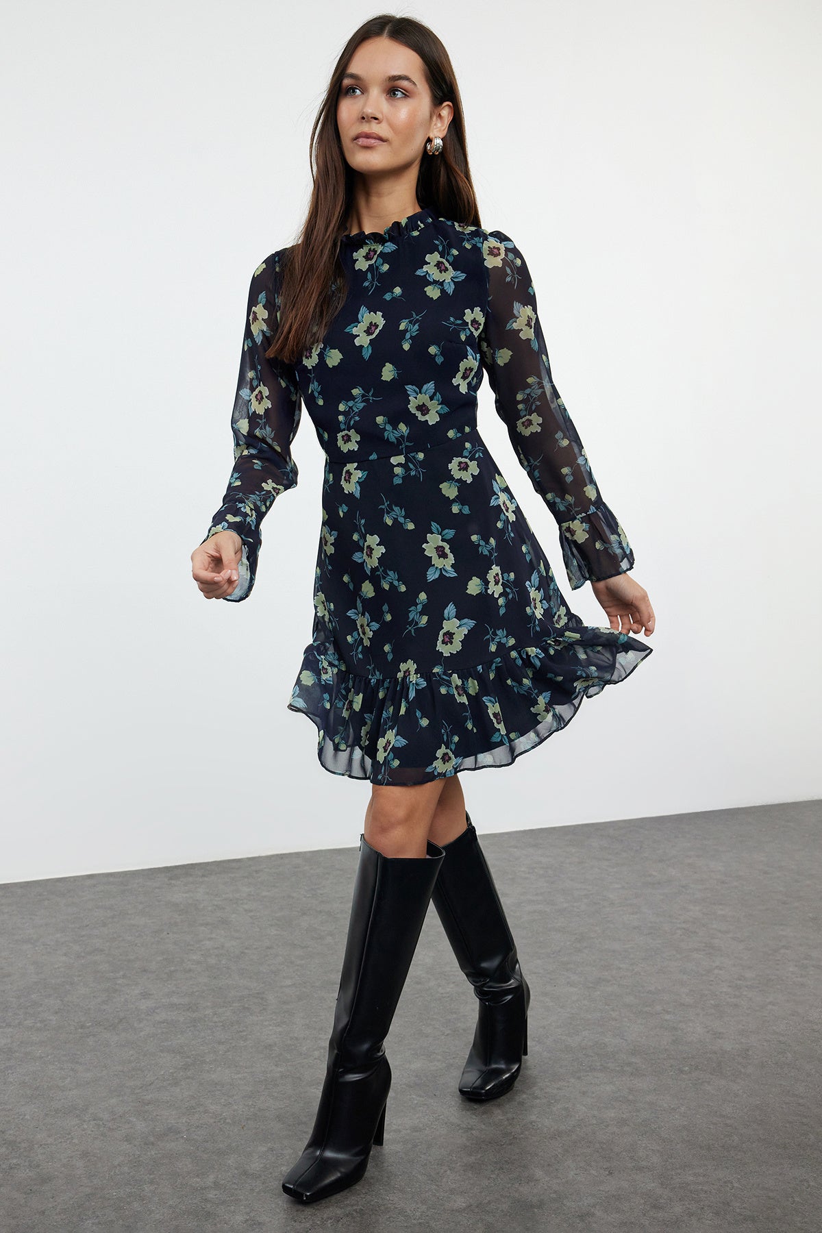 Koyu Lacivert Çiçekli Fırfırlı Mini Dokuma Elbise TCLAW19LJ0076 Main image