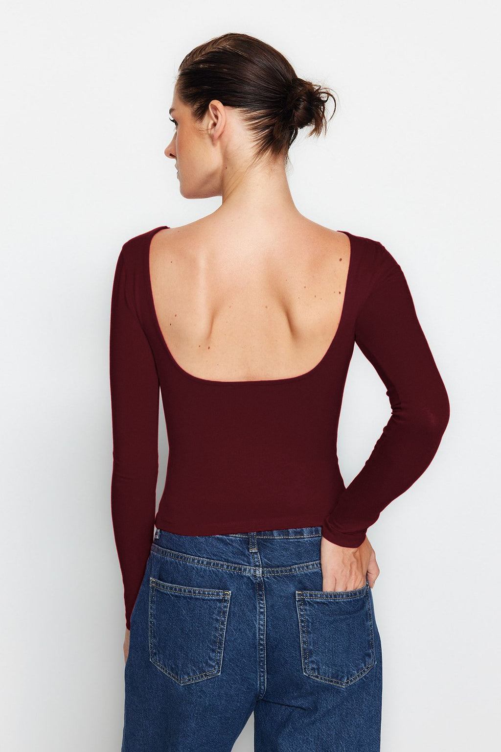 Koyu Bordo Pamuklu Sırt Dekolteli Fitted/Vücuda Oturan Esnek Örme Bluz TWOAW24BZ00160