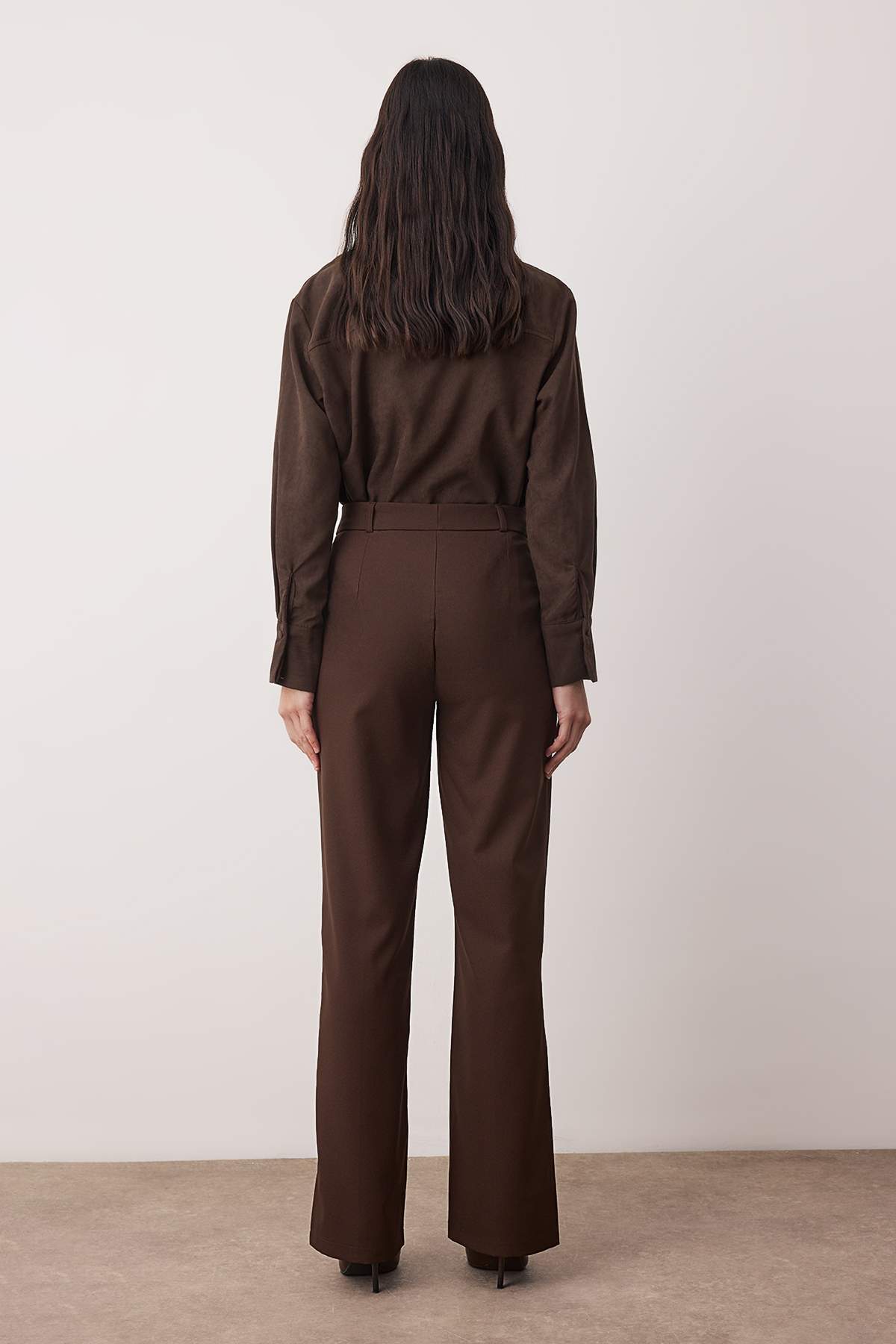 Koyu Kahverengi Straight/Düz Kesim Yüksek Bel Nervür Dikişli Dokuma Pantolon TWOSS21PL0093