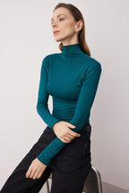 Zümrüt Yeşili Transparan Dik Yaka Esnek Normal Boy Örme Bluz TWOAW26BZ00266