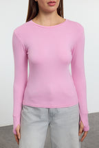 Pembe Viskon/Yumuşak Kumaşlı Parmak Geçme Detaylı Esnek Örme Bluz TWOAW25BZ00014