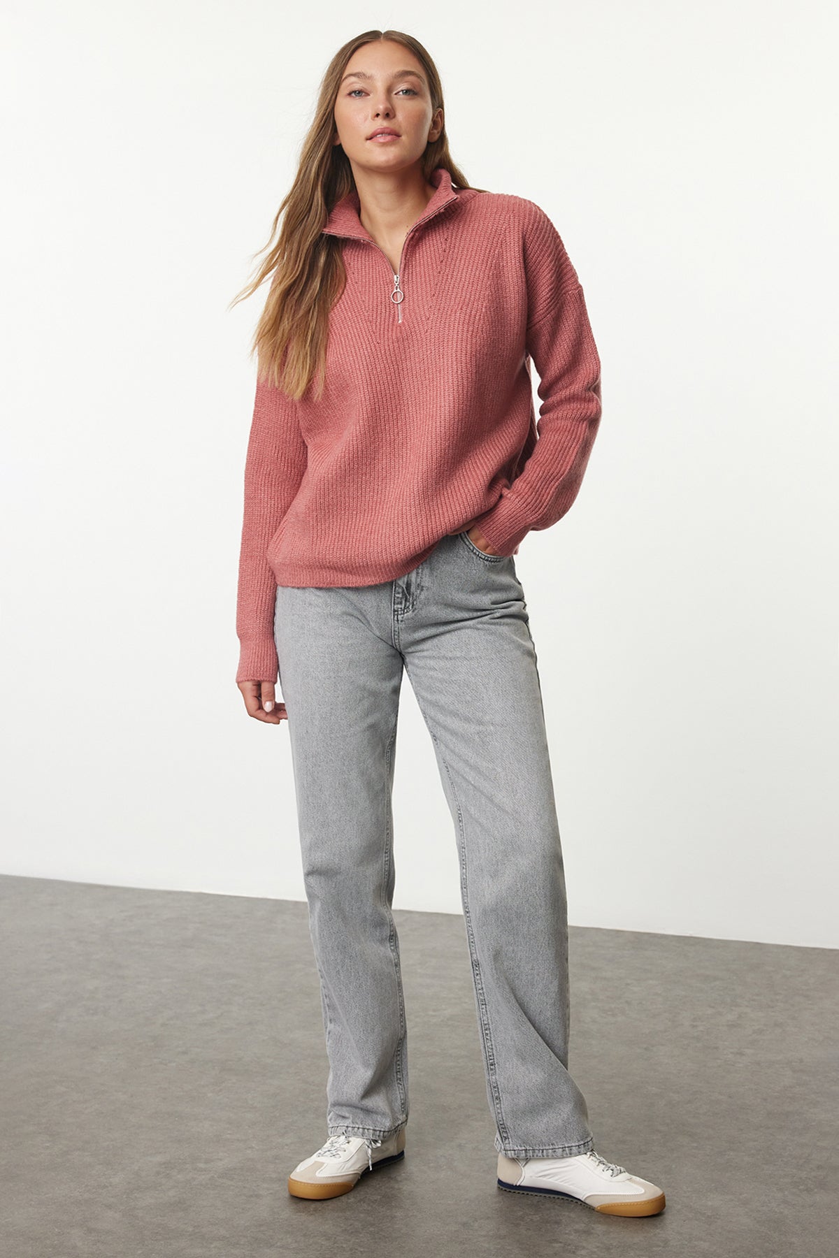 Gül Kurusu Yumuşak Dokulu Fermuarlı Triko Kazak TWOAW20XS0009 Secondary image