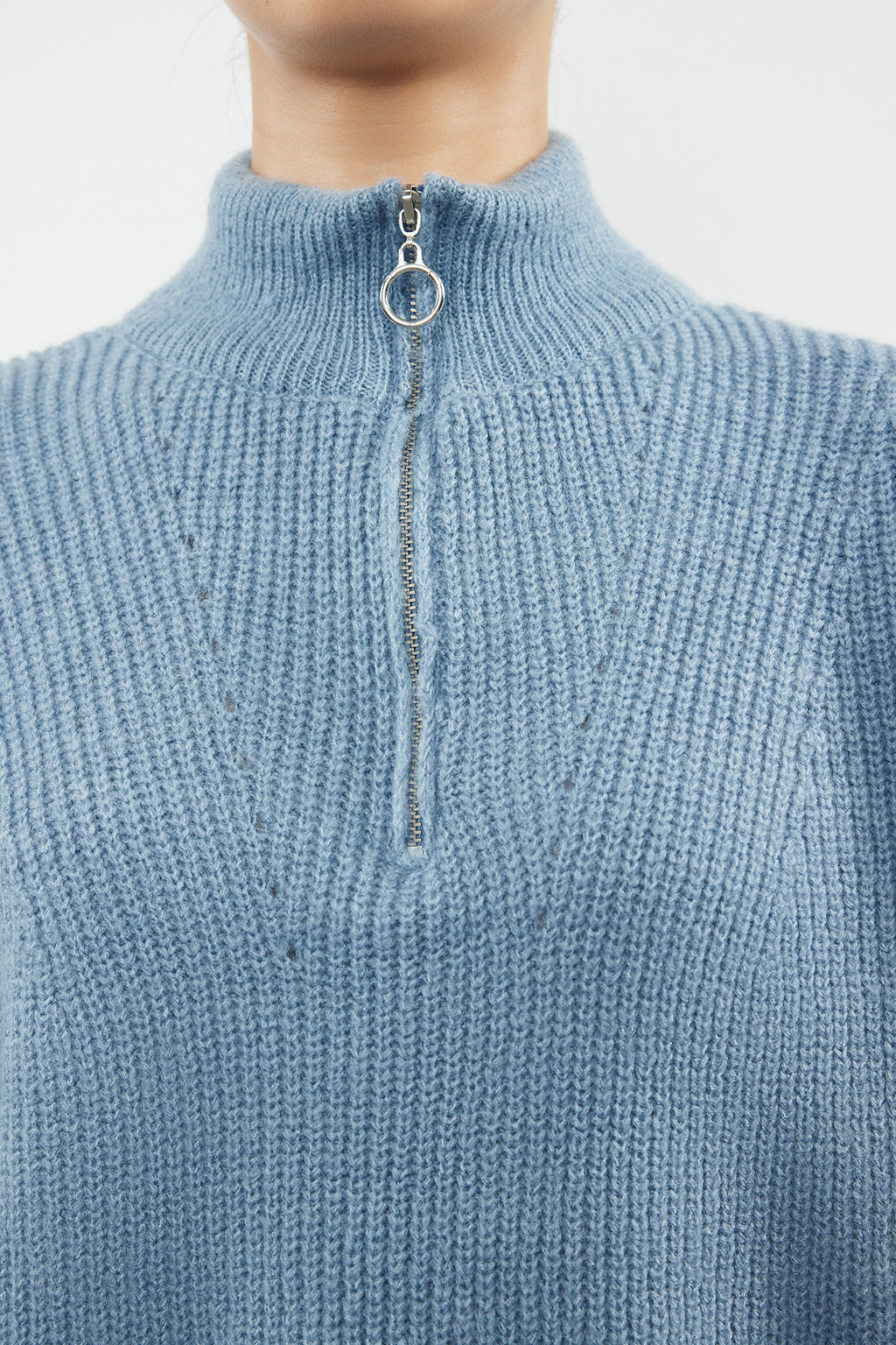 Koyu Mavi Yumuşak Dokulu Fermuarlı Triko Kazak TWOAW20XS0009