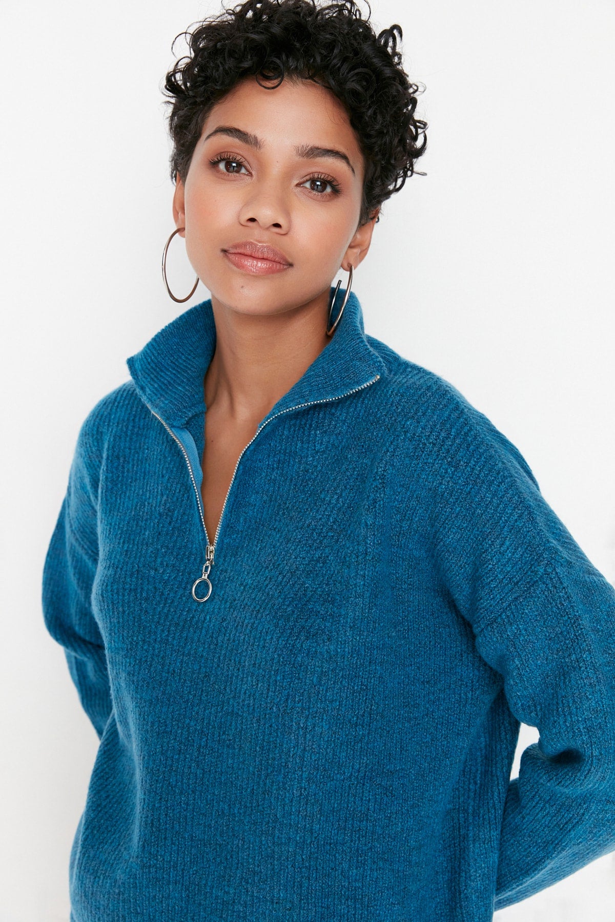 Mavi Yumuşak Dokulu Fermuarlı Triko Kazak TWOAW20XS0009