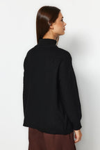 Siyah Yumuşak Dokulu Fermuarlı Triko Kazak TWOAW20XS0009