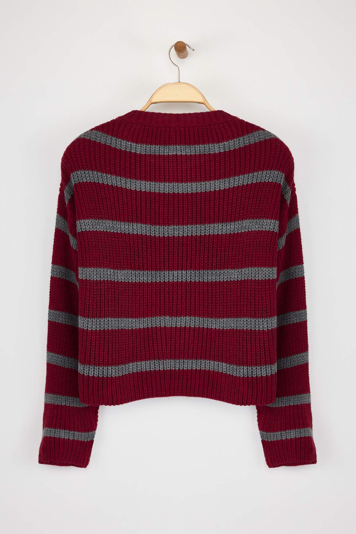 Bordo Crop Basic Geniş Kalıp Çizgili Triko Kazak TWOAW23KZ00390