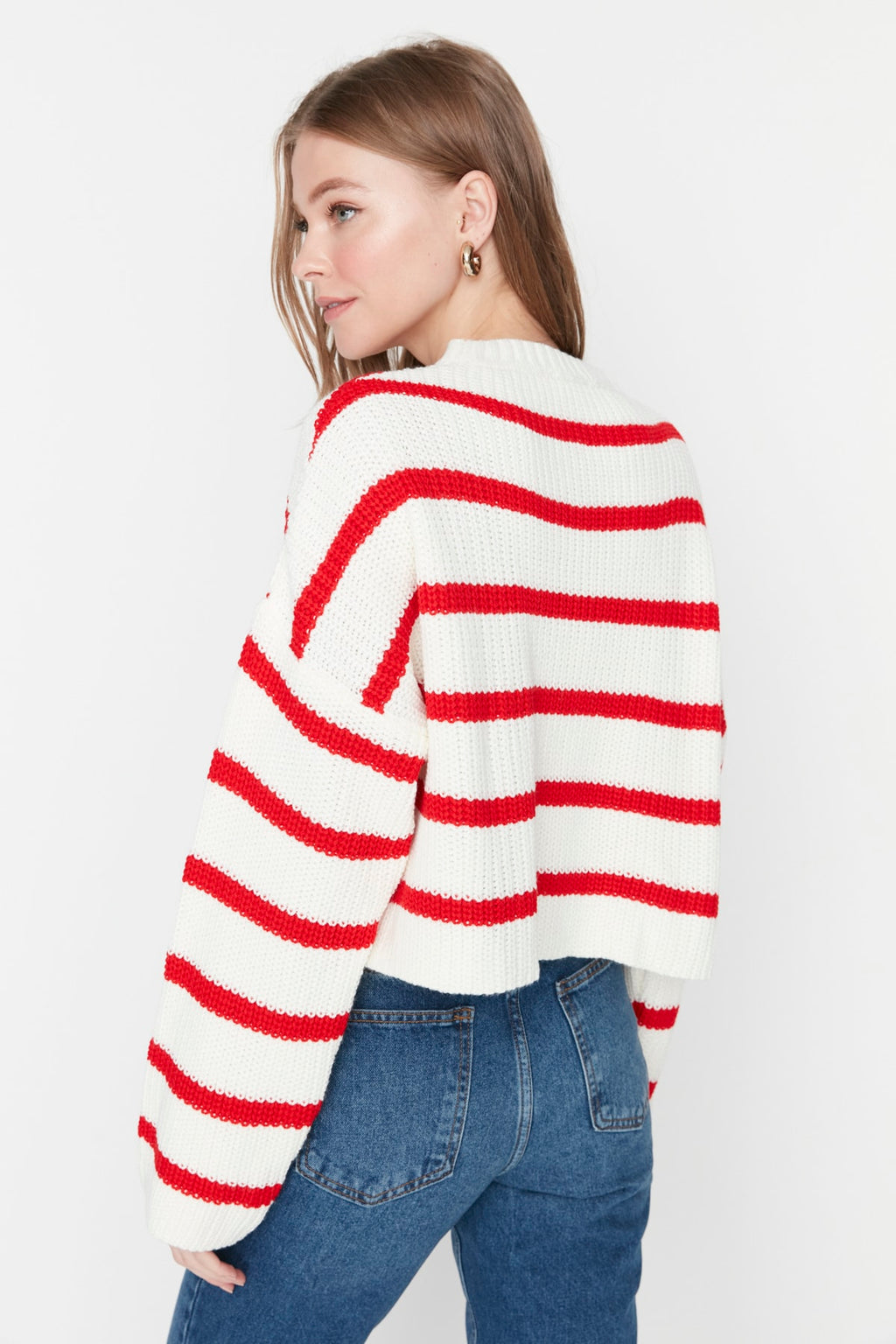 Ekru Crop Basic Çizgili Geniş Kalıp Triko Kazak TWOAW23KZ00390