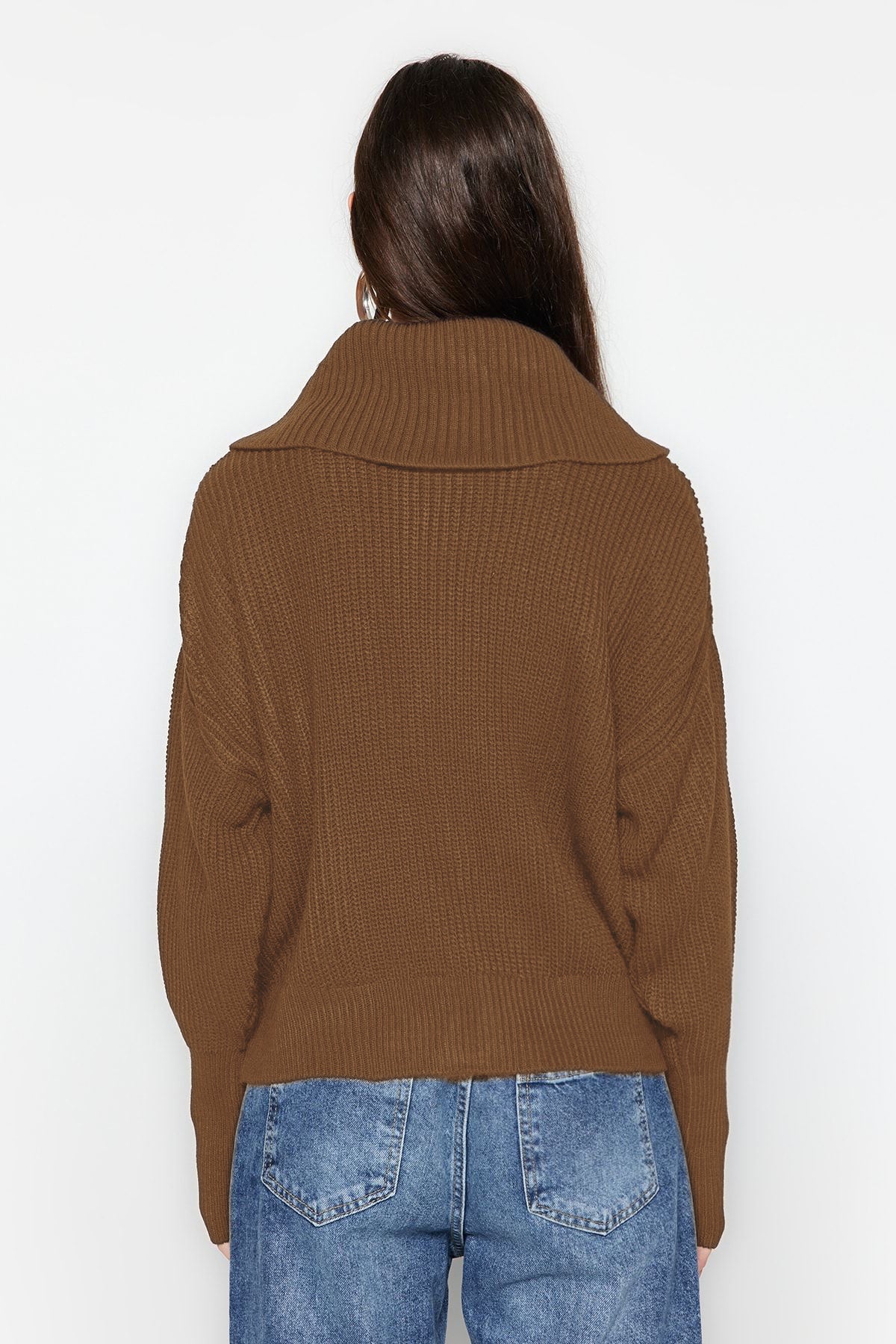 Açık Kahverengi Geniş Kalıp Devrik Yaka Fermuarlı Triko Hırka TWOAW24HI00072