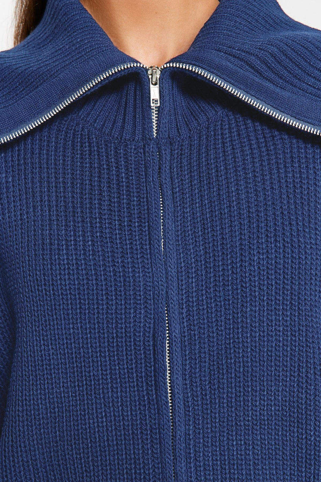 Indigo Geniş Kalıp Devrik Yaka Fermuarlı Triko Hırka TWOAW24HI00072