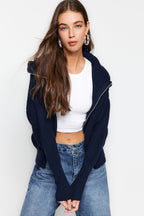 Lacivert Geniş Kalıp Devrik Yaka Fermuarlı Triko Hırka TWOAW24HI00072