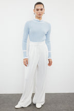 Açık Mavi Renk Bloklu Triko Kazak TWOAW22KZ1250