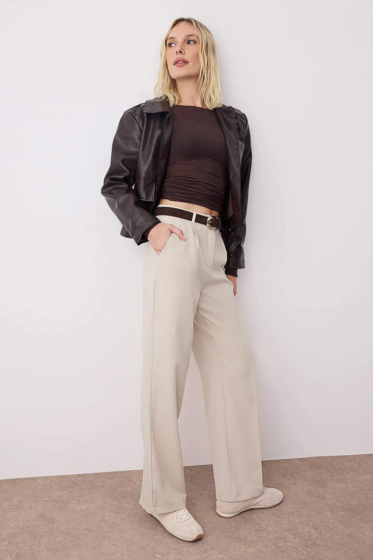 Taş Yüksek Bel Wide Leg Geniş Paça Pilili Dokuma Kumaş Pantolon TWOAW21PL0076