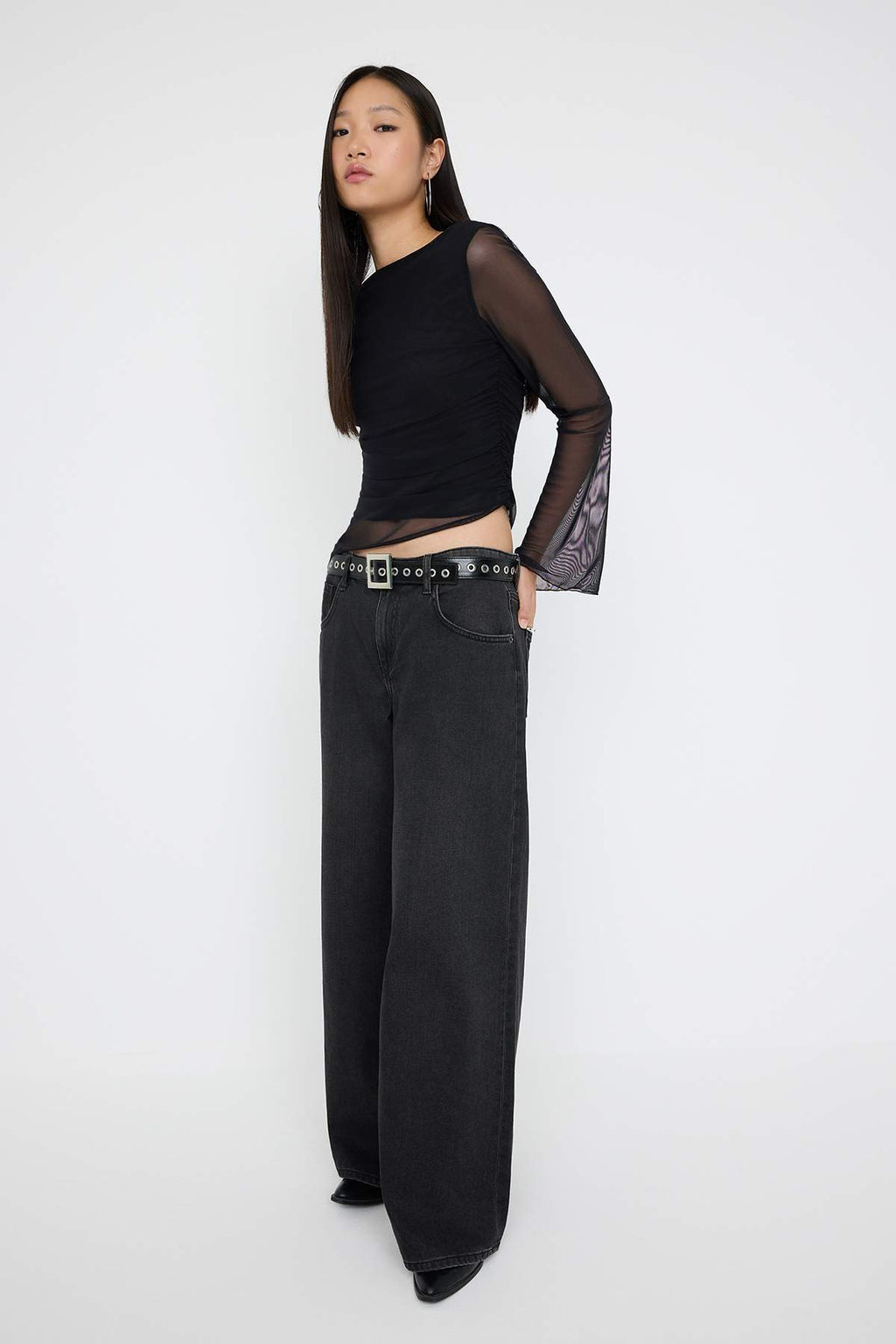 Teen Düz Kayık Yaka Asimetrik Detaylı Vücuda Oturan Esnek Örme Tül Bluz TWOAW26BZ00128