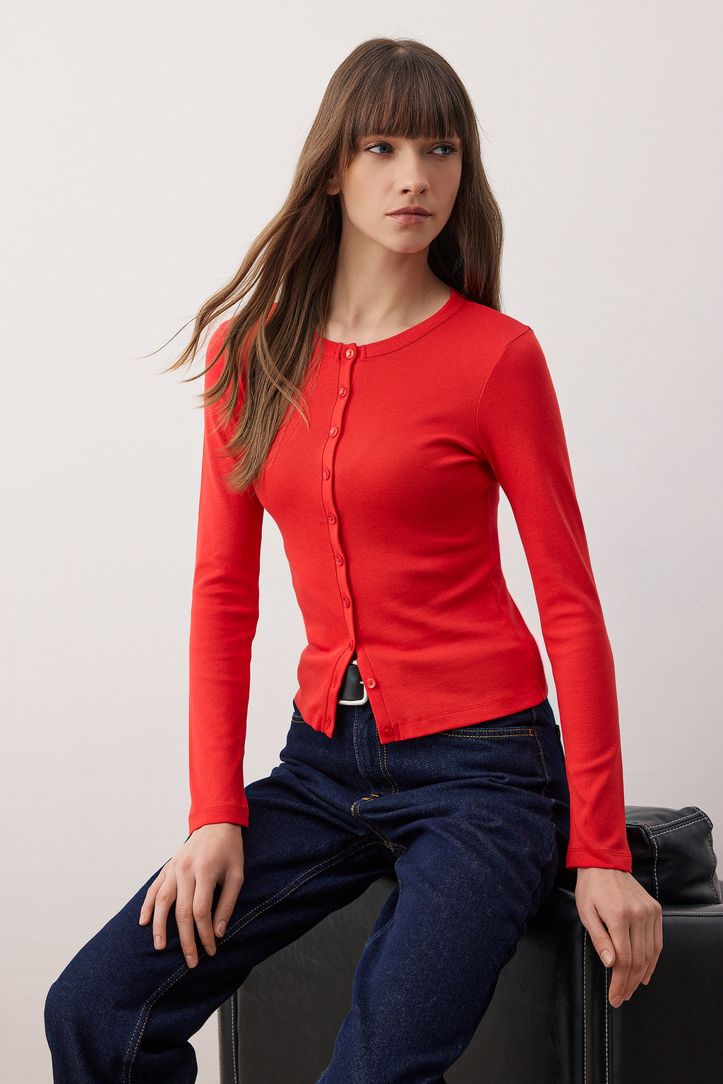Kırmızı Düğmeli Vücuda Oturan Esnek Örme Bluz | TWOAW26BZ00007