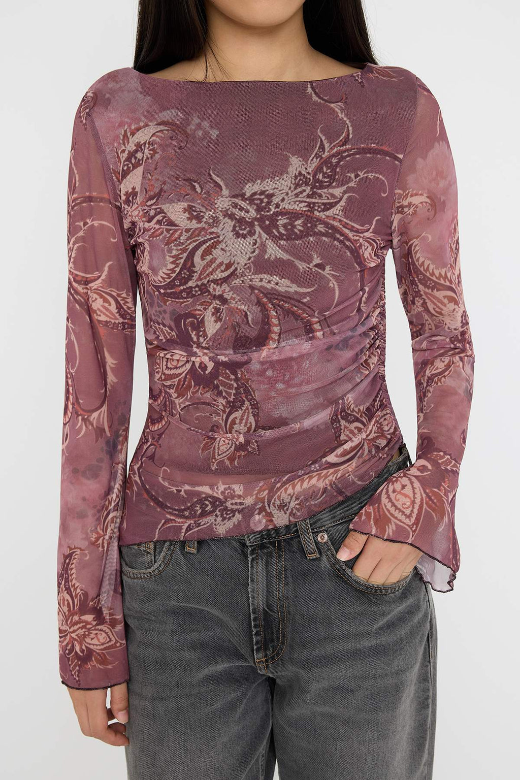 Teen Şal Desenli Kayık Yaka Asimetrik Detaylı Vücuda Oturan Esnek Örme Tül Bluz TWOAW26BZ00128