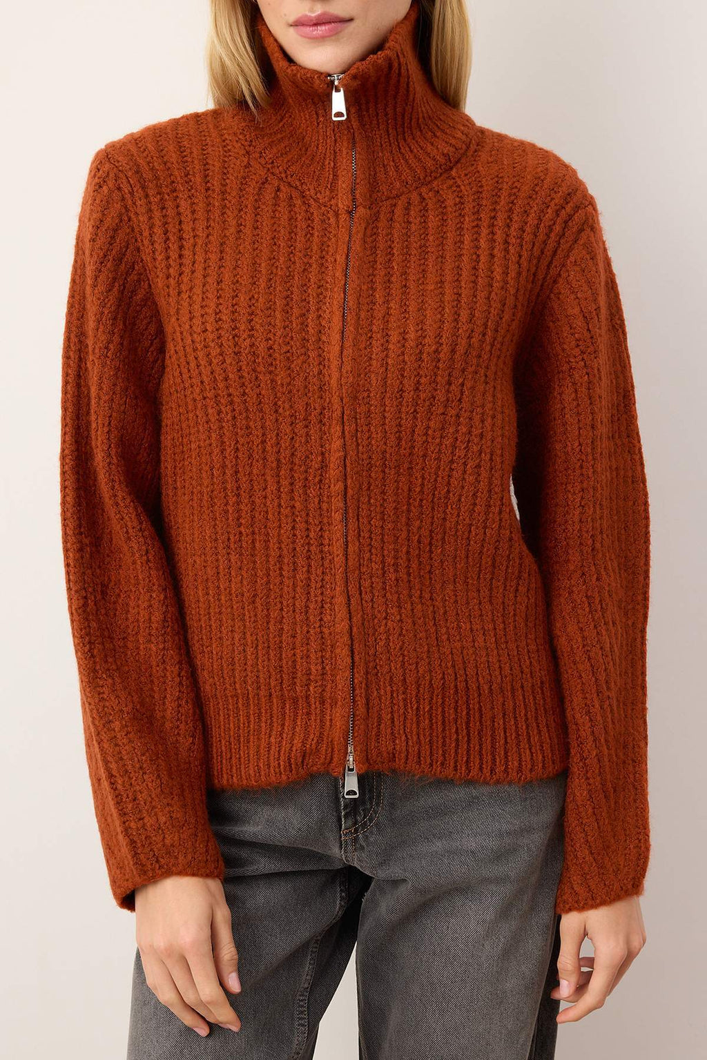 Wardrobe Essentials Kiremit Fermuarlı Yumuşak Dokulu Geniş Kalıp Triko Hırka|TWOAW26HI00049