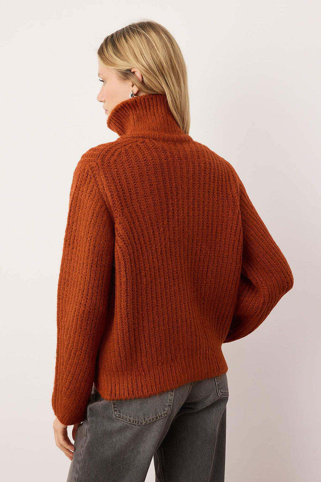 Wardrobe Essentials Kiremit Fermuarlı Yumuşak Dokulu Geniş Kalıp Triko Hırka|TWOAW26HI00049