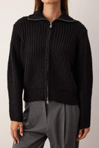 Wardrobe Essentials Siyah Fermuarlı Yumuşak Dokulu Geniş Kalıp Triko Hırka|TWOAW26HI00049