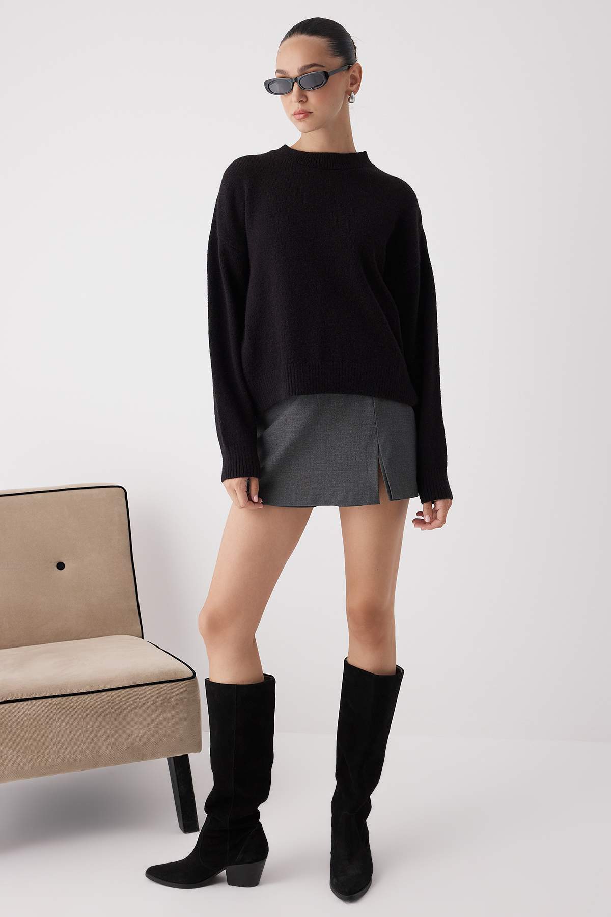 Wardrobe Essentials Siyah Alpaka Yün Karışımlı Premium İplik Geniş Kalıp Triko Kazak |TWOAW26KZ00080 Secondary image