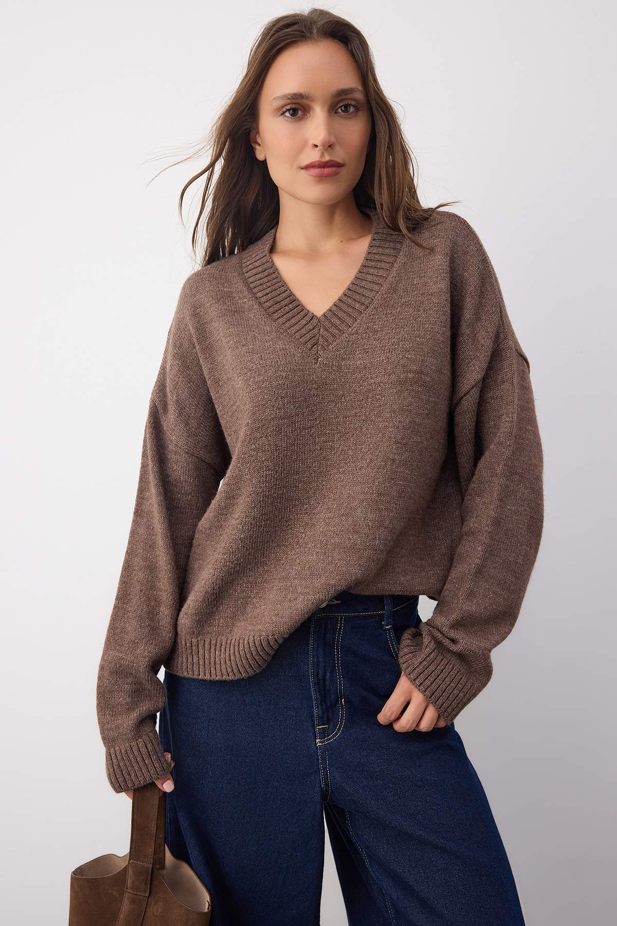 Wardrobe Essentials Vizon Basic Geniş Kalıp Yumuşak Dokulu Triko Kazak | TWOAW26KZ00091