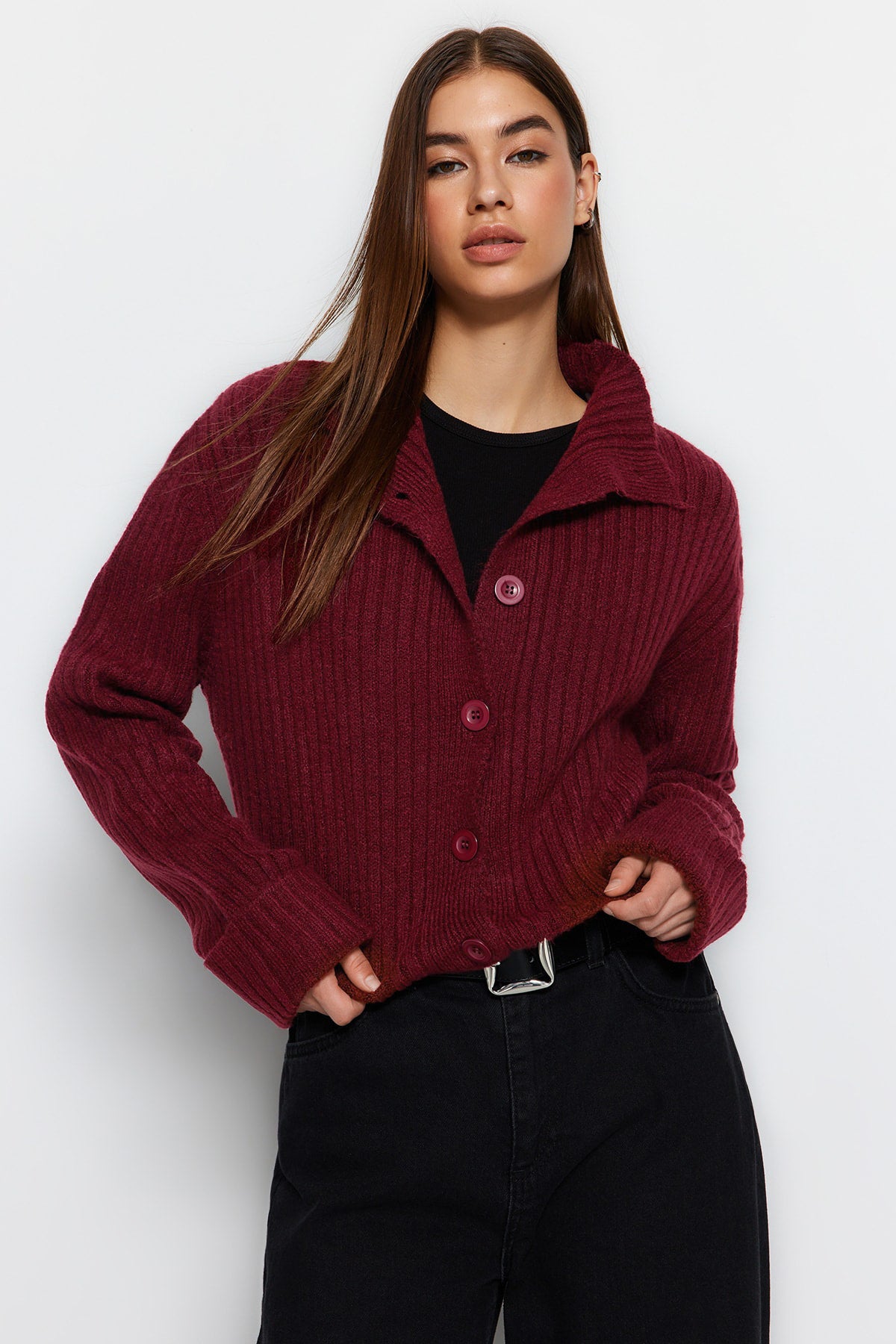 Bordo Crop Yumuşak Dokulu Dik Yaka Triko Hırka TWOAW22HI0174 Main image
