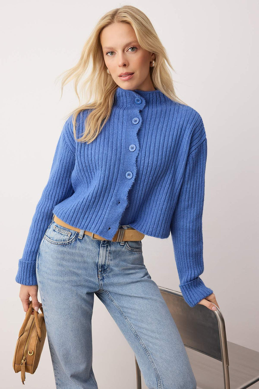 Mavi Crop Yumuşak Dokulu Dik Yaka Triko Hırka TWOAW22HI0174