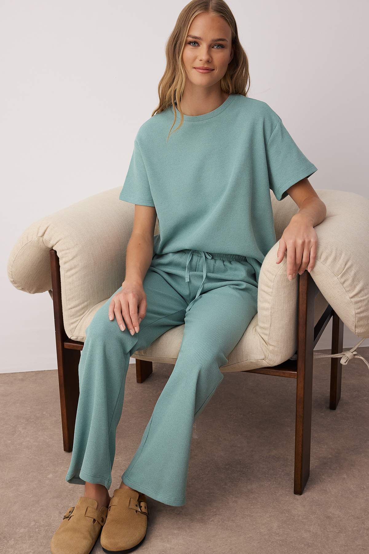 Yeşil Bel Bağlama Detaylı Waffle Örme Pijama Takımı THMAW26PT00050 Secondary image