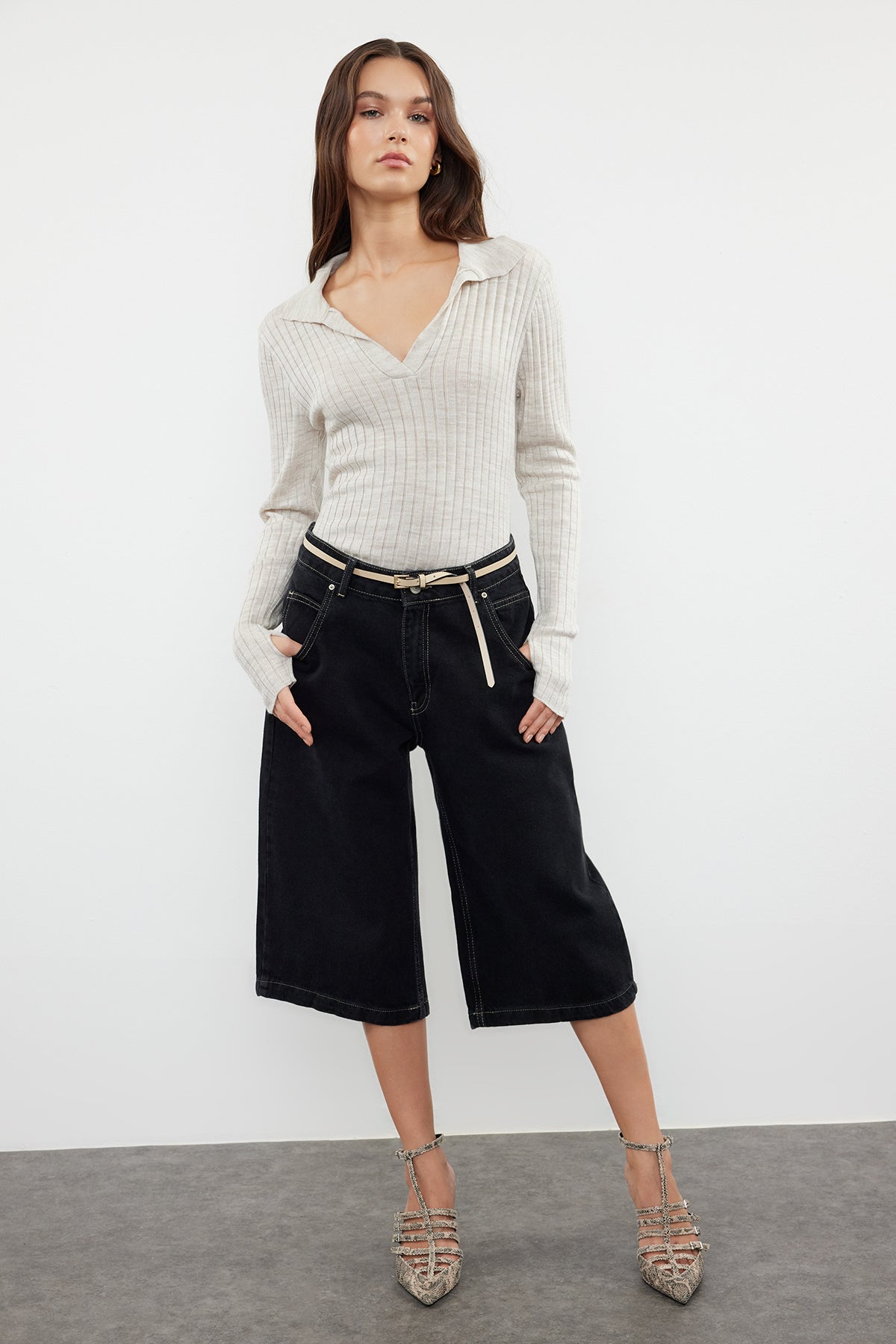 Taş Kol Ucu Detaylı Polo Yaka Triko Kazak TWOAW21KZ1113 Secondary image