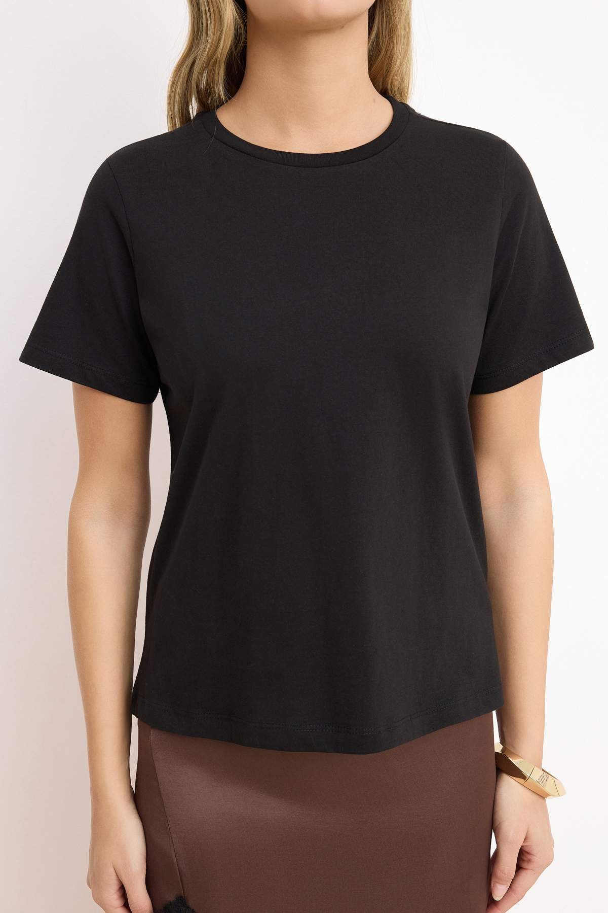 Black 100% cotton basic crew neck knit t-shirt