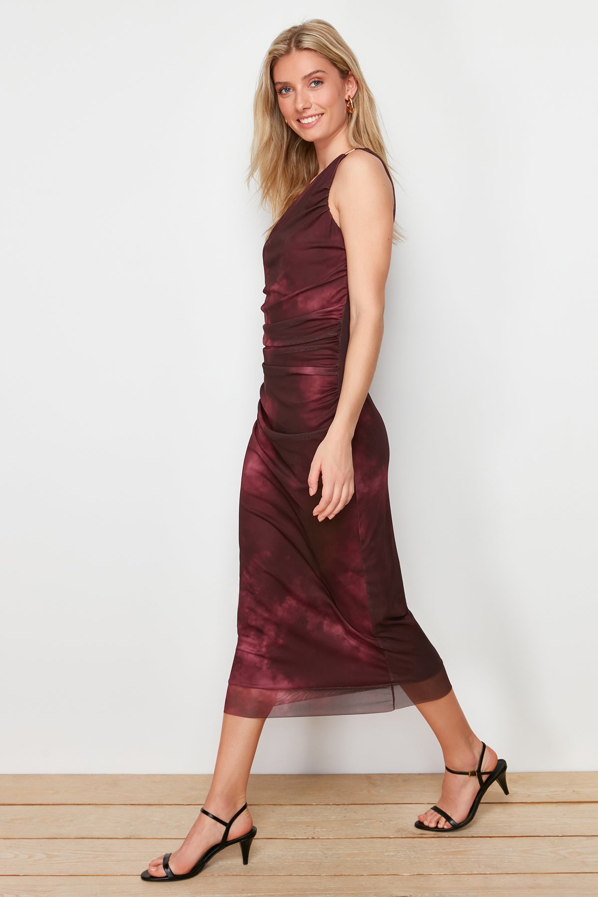 Burgundy One Shoulder Fitted Accessory Detailed Tulle Stretch Knit Midi Pencil Dress