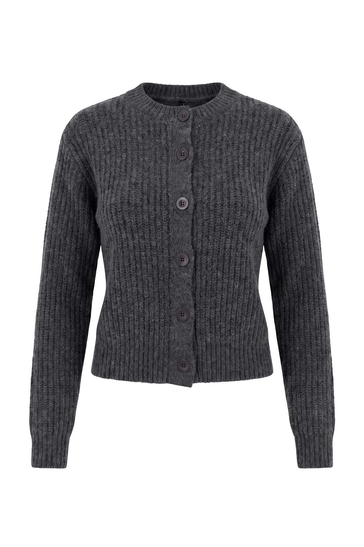 Wardrobe Essentials كارديغان تريكو أساسي رمادي فحمي نسيج ناعم