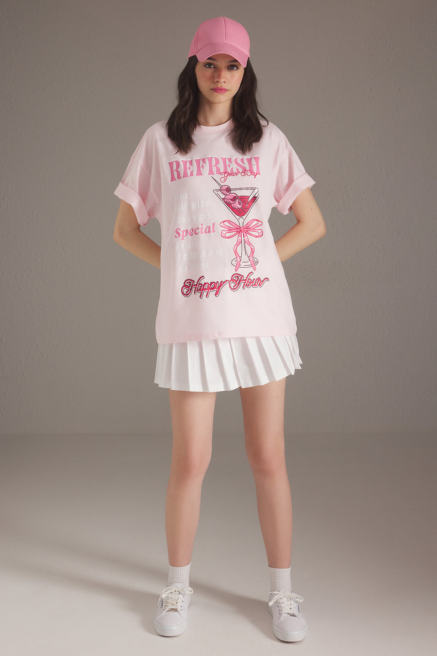 Light Pink 100% Thick Cotton Cocktail Print Oversized/Relaxed Fit Knit T-Shirt