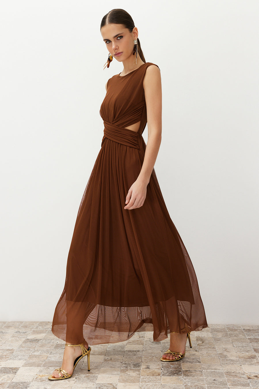 Brown A-Line Cut Out/Window Detail Flowy Tulle Chic Evening Graduation Dress